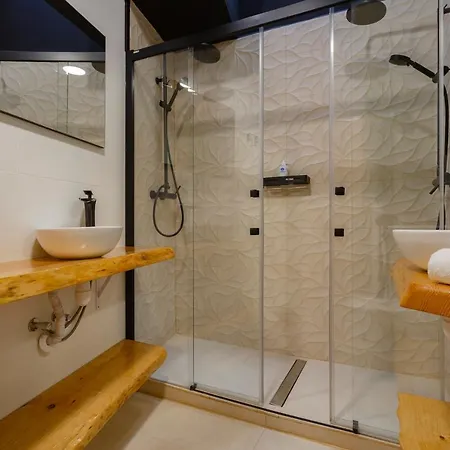 Atico & Jacuzzi Cruz By Cadiz4rentals Apartment