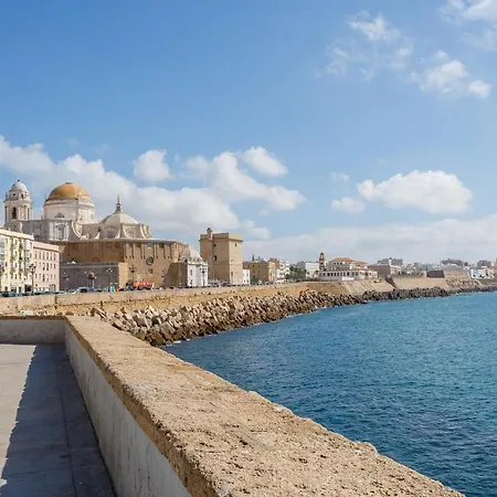 Apartment Atico & Jacuzzi Cruz By Cadiz4rentals *